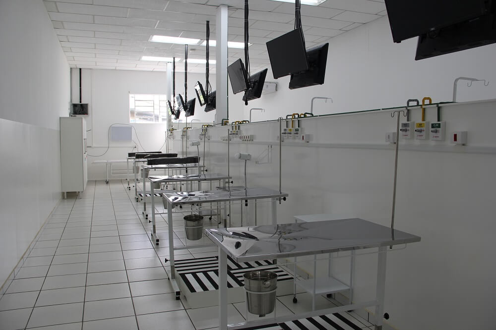 LABORATÓRIO DE TÉCNICAS CIRÚRGICAS - Infraestrutura curso de Medicina São Leopoldo Mandic Araras
